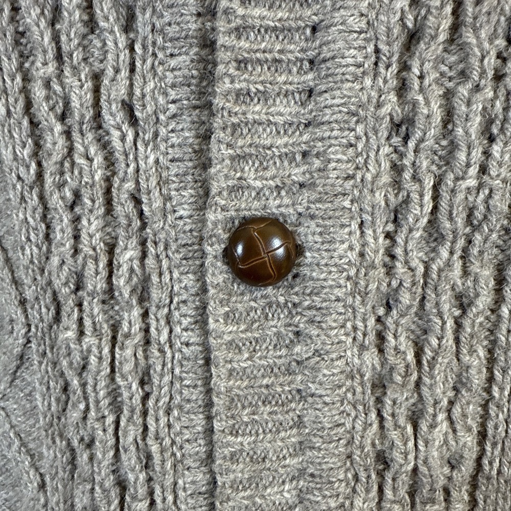 Carraig Donn Aran Sweater Cardigan Women Sz L Beige Wool Cable Knit pocket - Picture 7 of 13